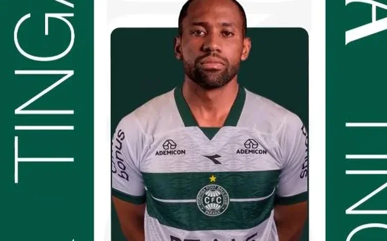 Coritiba anuncia lateral Tinga como primeiro reforço para a Série A