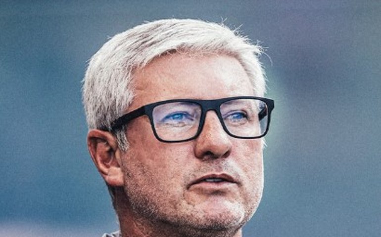 Athletico-PR anuncia o técnico Odair Hellmann para sequência da Série B e Copa do Brasil