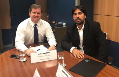Ministro do Turismo garante apoio à construção do Mirante de Santa Amélia