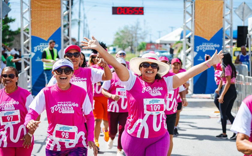 Mulheres que venceram câncer de mama abriram 2ª etapa de corrida de rua