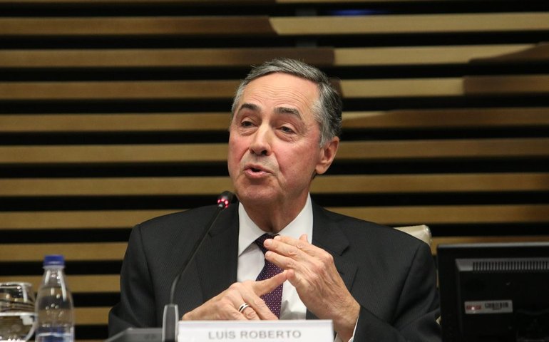 Barroso diz que há déficit de representatividade negra na magistratura