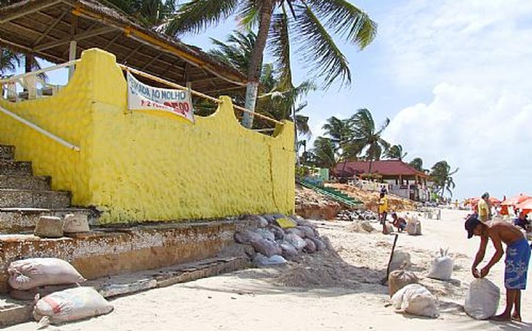 Barracas no Francês serão demolidas na quarta