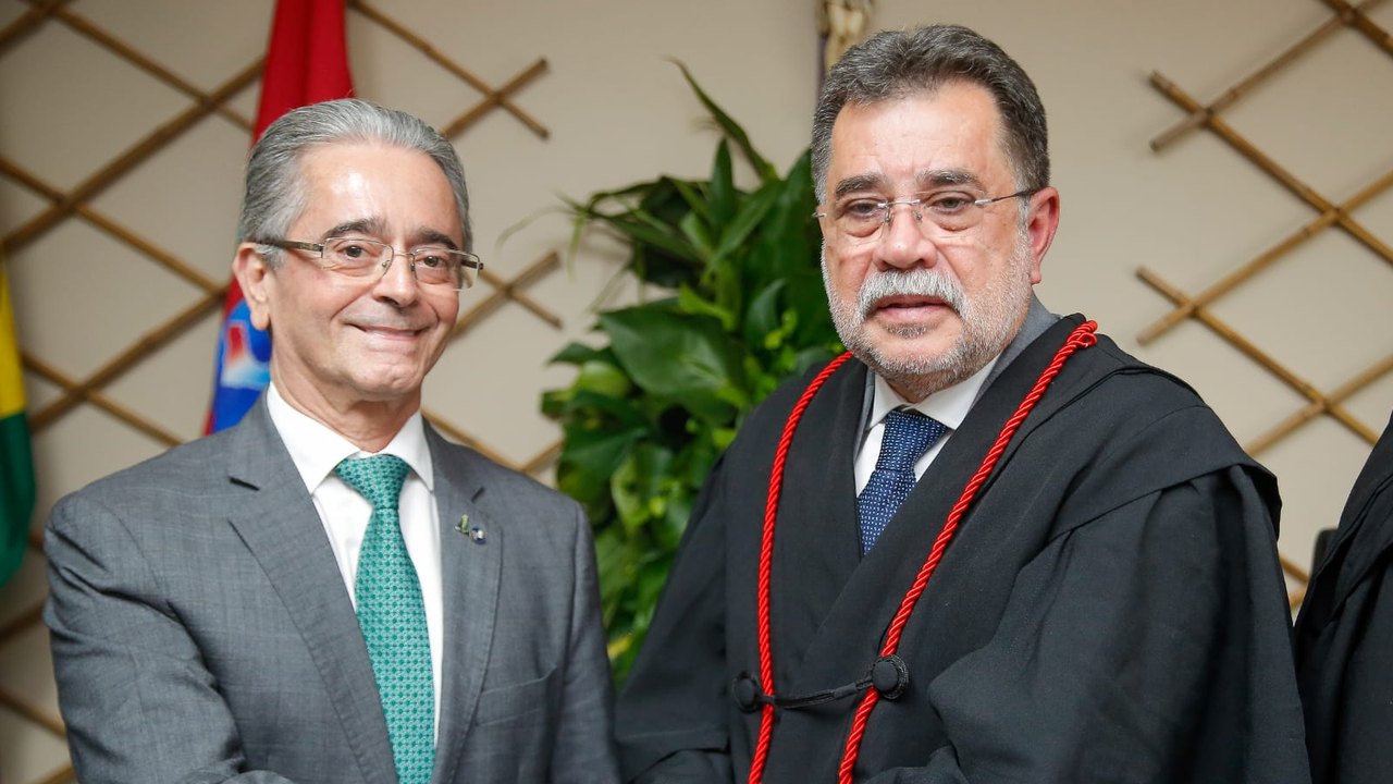 Fábio Bittencourt prestigia posse de Lean Araújo como procurador-geral de Justiça