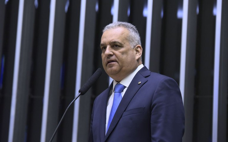 Alfredo Gaspar critica tentativa de mudança na Lei da Ficha Limpa: “Uma vergonha”