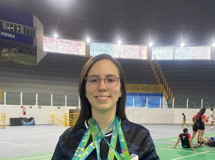 Atleta do Cesmac Conquista Três Medalhas no Campeonato Norte-Nordeste de Badminton