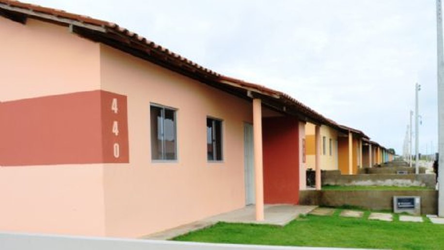 Servidores comemoram entrega de Residencial