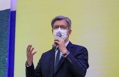 Educação orienta servidores sobre procedimentos para dar entrada no retroativo dos biênios