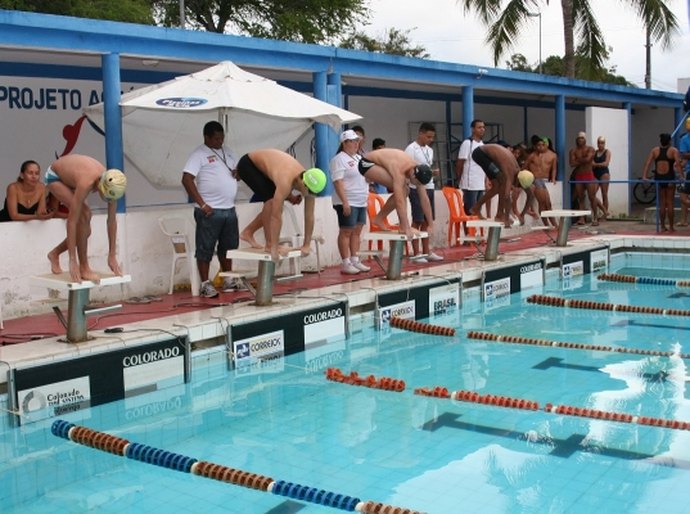 Equipe de alunos do Cepa é destaque em campeonatos de natação