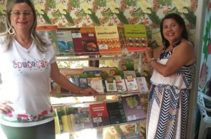 Prefeitura Igaci em parceria com a Embrapa leva biblioteca para campo