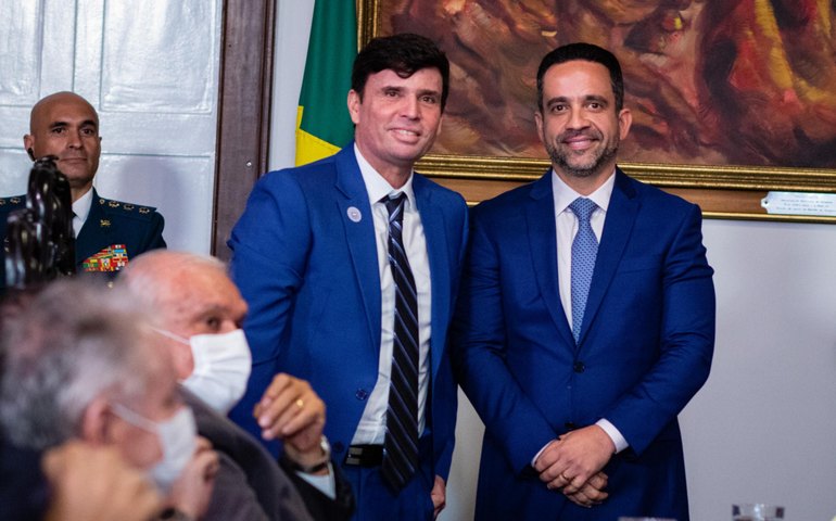 Marcius Beltrão toma posse como secretário da Educação de Alagoas