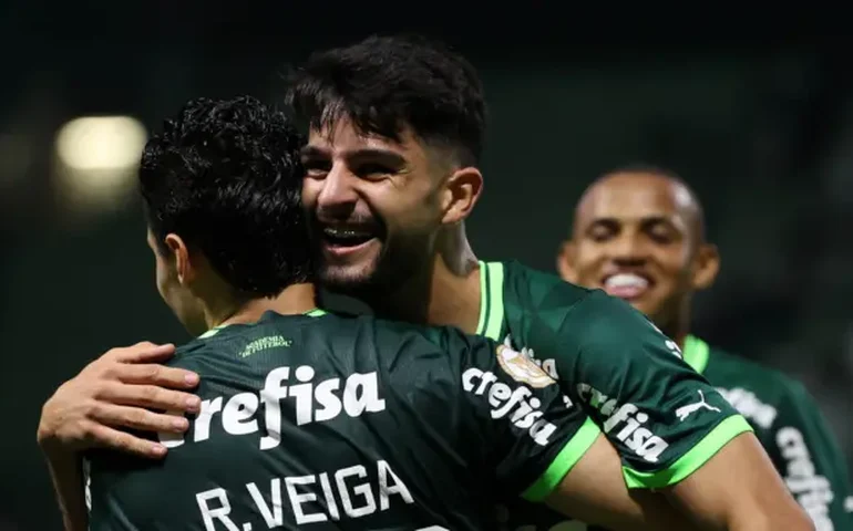 Flaco López aponta Palmeiras preparado para um 'grande espetáculo' no clássico com o São Paulo