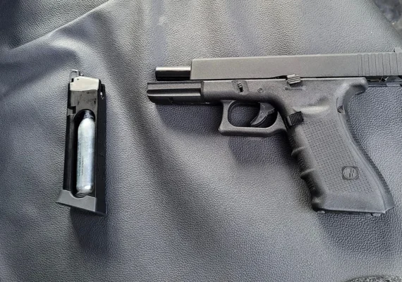 Sogro é detido após ameaçar o genro com arma falsa