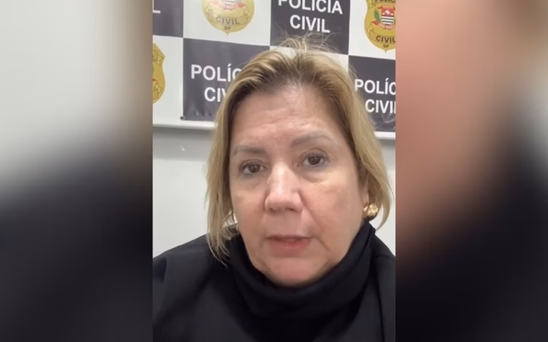 Jornalista faz novos ataques homofóbicos após ser solta