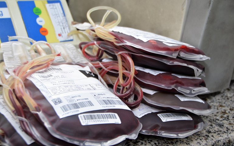 Unidade Móvel do Hemoal realiza coleta sangue no Centro de Arapiraca nesta quarta-feira (29)
