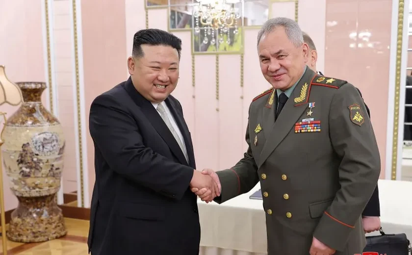 Rússia e Coreia do Norte defendem cooperação mais estreita para 'fortalecer segurança e defesa'