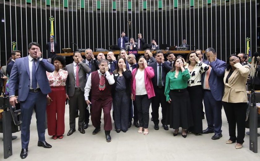 Câmara dá nome de Amália Barros a prêmio de inclusão