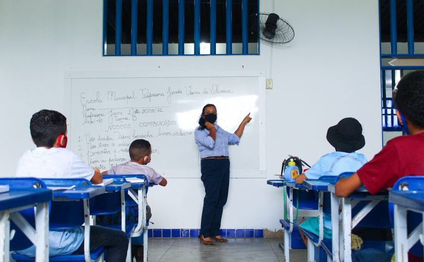 Chuvas adiam retorno das aulas na rede municipal de Maceió