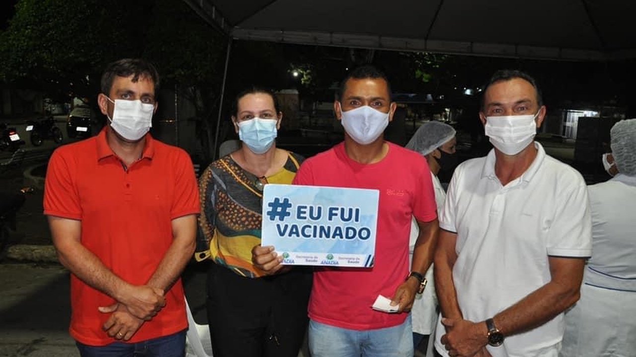 Saúde de Anadia vacina 100% dos motoristas do transporte complementar com 1ª dose da vacina contra a Covid-19