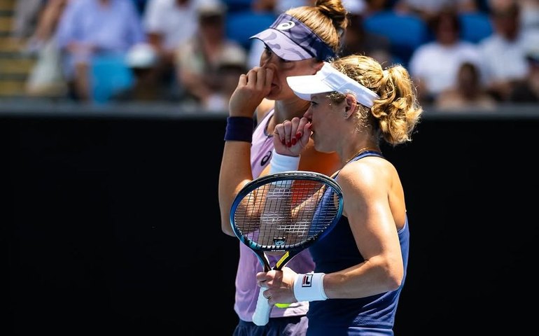 Dupla de Bia Haddad avança pela 1ª vez às oitavas de Roland Garros