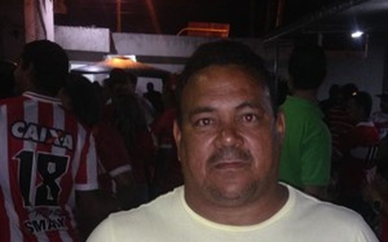 Ex-atacante Mimi relembra passagem pelo CRB e confia no acesso à Série A
