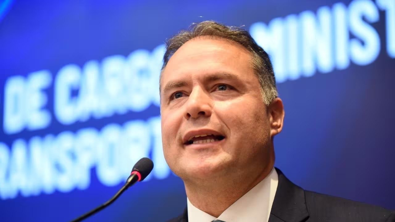 Ministro defende investimentos para diversificar modais de transporte
