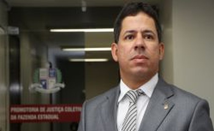 Promotor Sílvio Azevedo vai investigar denúncias envolvendo a Câmara e unidades de saúde (Foto: Assessoria)