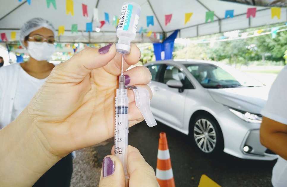Aracaju vacina população com 31 anos a partir desta sexta, 23