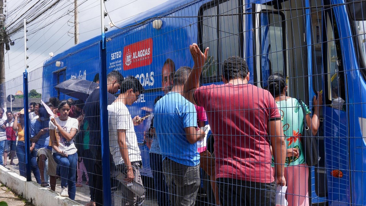 Sine Alagoas oferece 801 novas vagas de emprego em Maceió e no interior