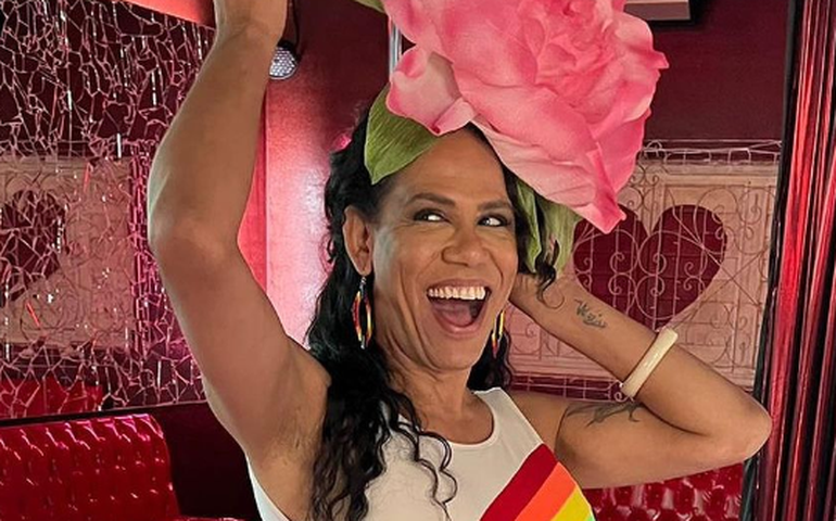 Atriz Valéria Barcellos é barrada em banheiro feminino de hotel e narra fala transfóbica: 'Constrangimento gigante'