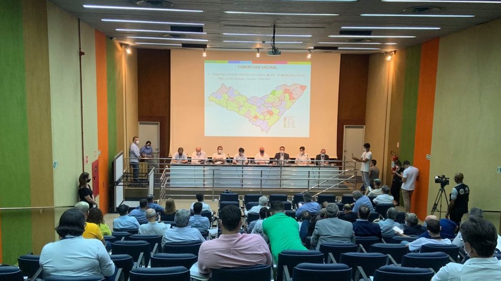 Setor produtivo de Alagoas discute sugestões ao governo para o avanço da vacinação