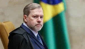 PF aguarda aval do STF para apurar ofensiva digital ligada ao caso Banco Master