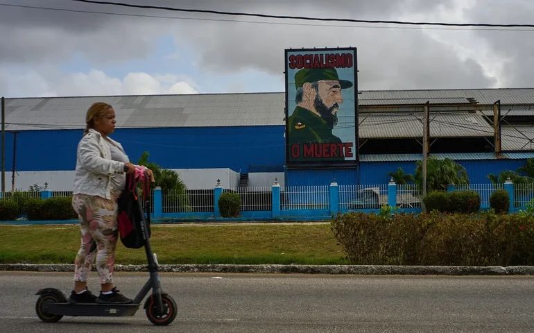 Cuba se recusa a deixar Embaixada dos EUA em Havana importar diesel para seus geradores
