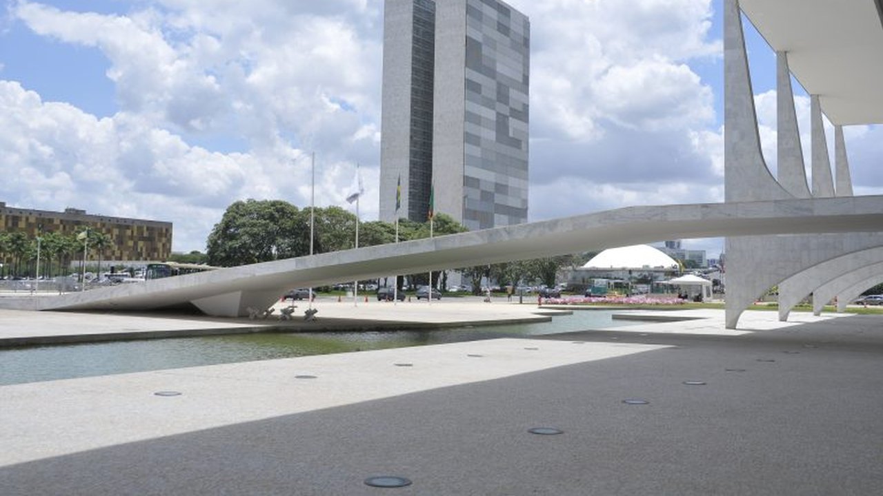 IR: Congresso vota, nesta quinta, proposta que permite isentar quem ganha até R$ 5 mil por tempo indeterminado
