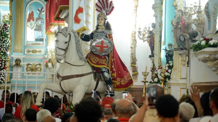 Quem foi São Jorge, celebrado por católicos como santo guerreiro