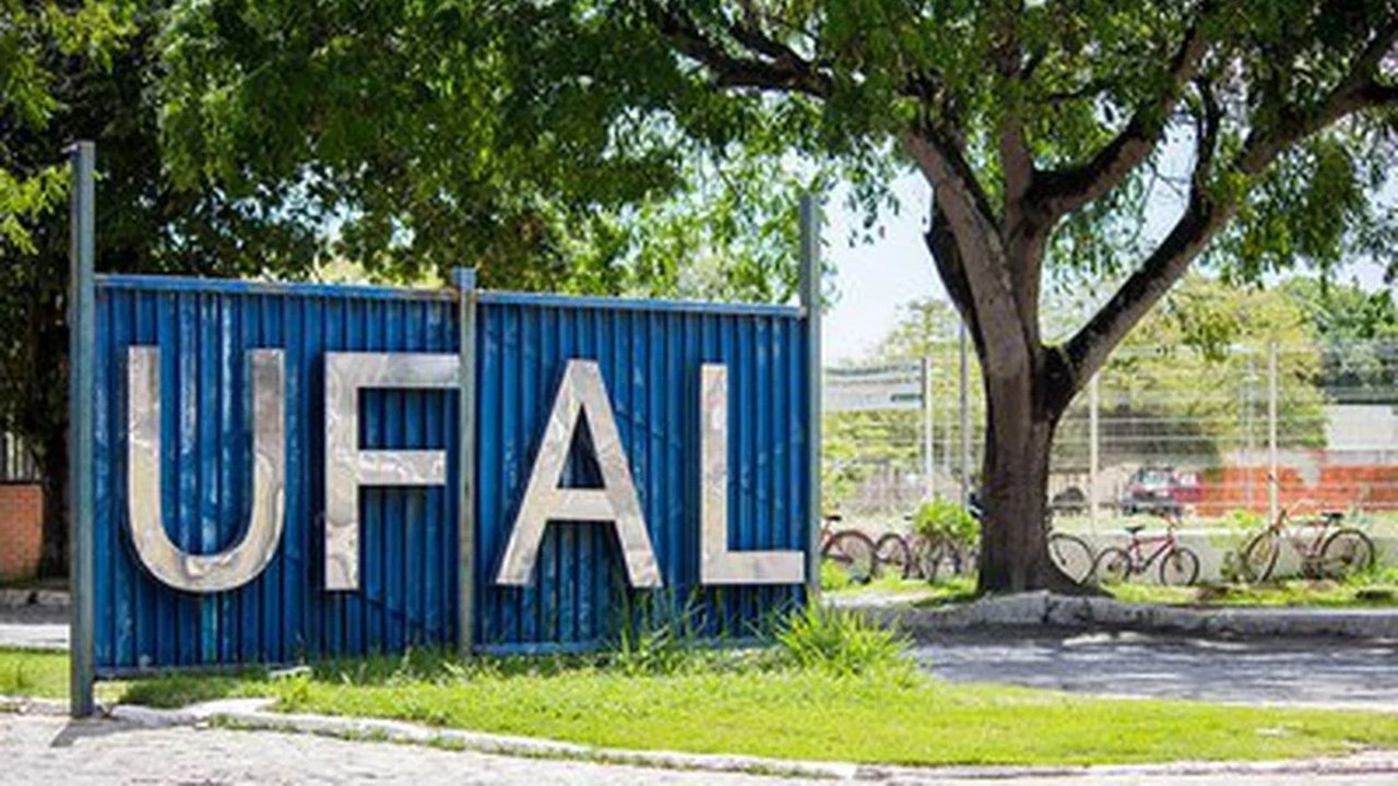 Após a greve, Ufal aprova novo calendário acadêmico