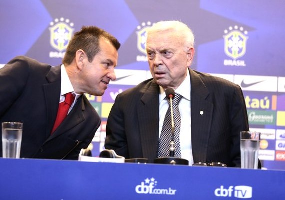 Oficial: Dunga está de volta à Seleção brasileira