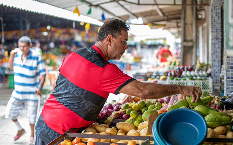 Revitalização de feiras e mercados valoriza espaços tradicionais de comércio