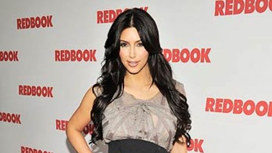 Kim Kardashian diz que sofre com pressão para ser perfeita