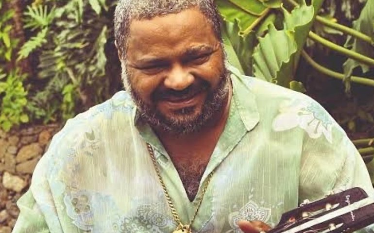 Arlindo Cruz está internado no Rio e filha atualiza estado de saúde do cantor