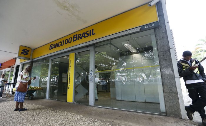Bancários param atividades nesta sexta-feira em protesto contra a reestruturação do Banco do Brasil