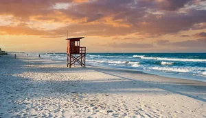 Tragédia no Francês: banhista de 58 anos morre na UPA após se afogar na tarde de sábado