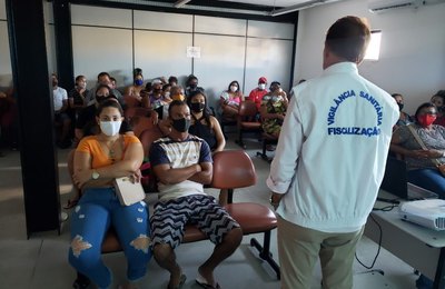 Pescadores e marisqueiras participam de capacitação de Boas Práticas na Vigilância Sanitária