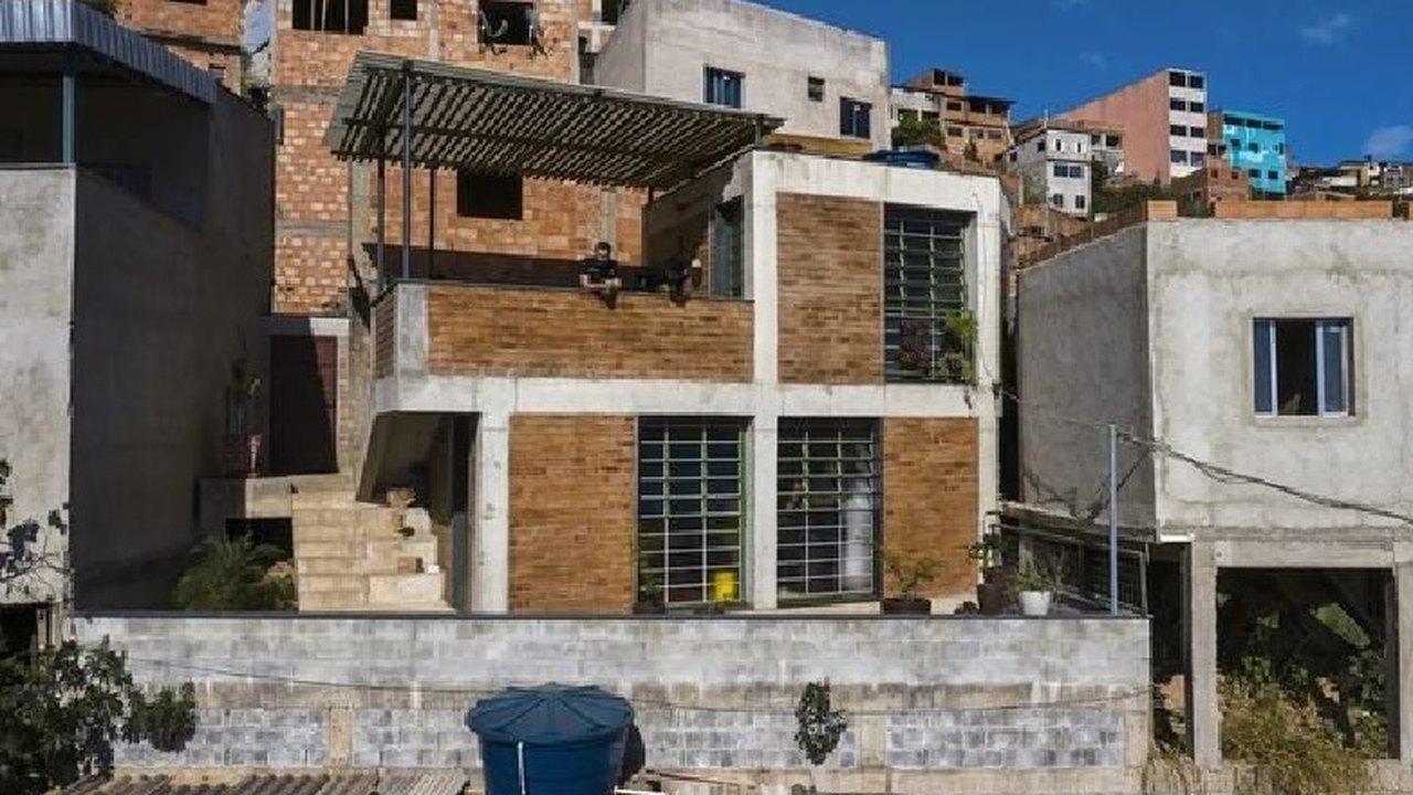 Moradia em favela brasileira vence concurso internacional de arquitetura