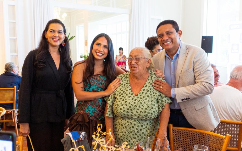 Governo reúne artesãos e anuncia criação de fundo de fomento