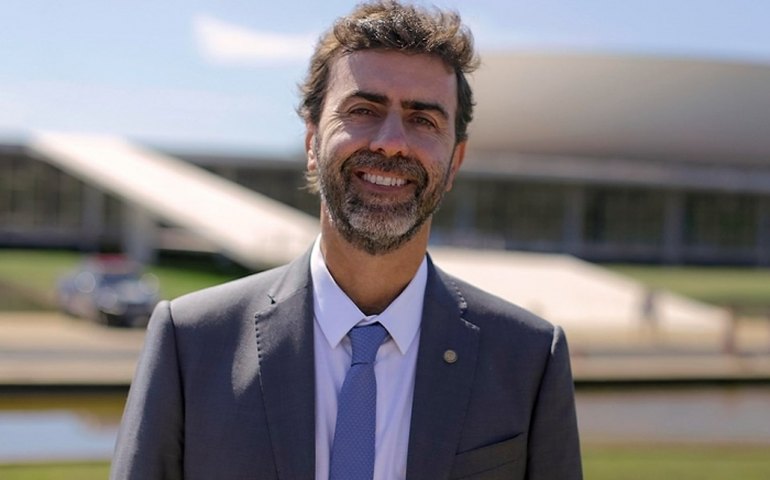 Segundo colocado nas pesquisas, Freixo desiste de concorrer à Prefeitura do Rio