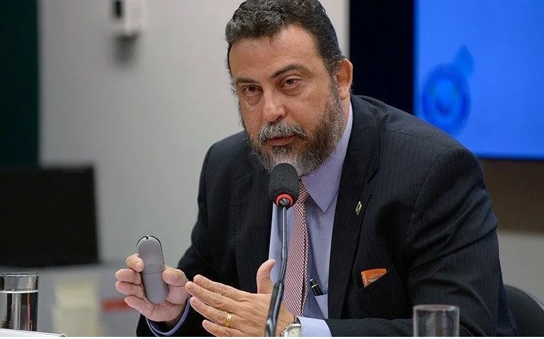 Ex-diretor da Abin diz que alertou general pessoalmente sobre riscos