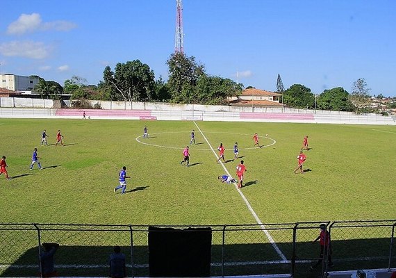 Times avançam de fase no Campeonato Municipal de Futebol de Penedo