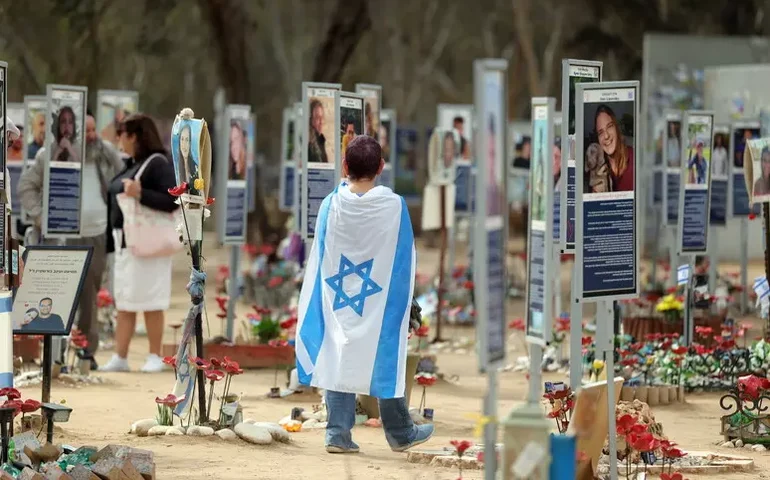 Israel recebe restos mortais de suposto refém do Hamas