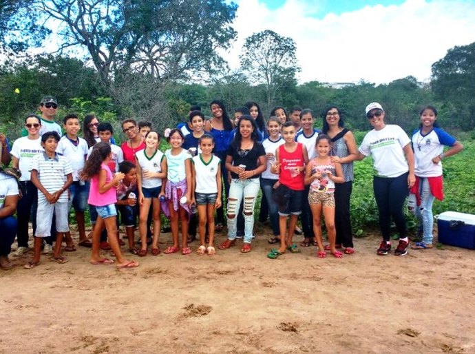 Casal realiza ações socioeducativas em Santana do Ipanema