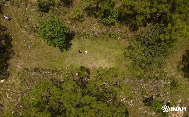 Arqueólogos mexicanos encontram cidade antiga com arquitetura singular